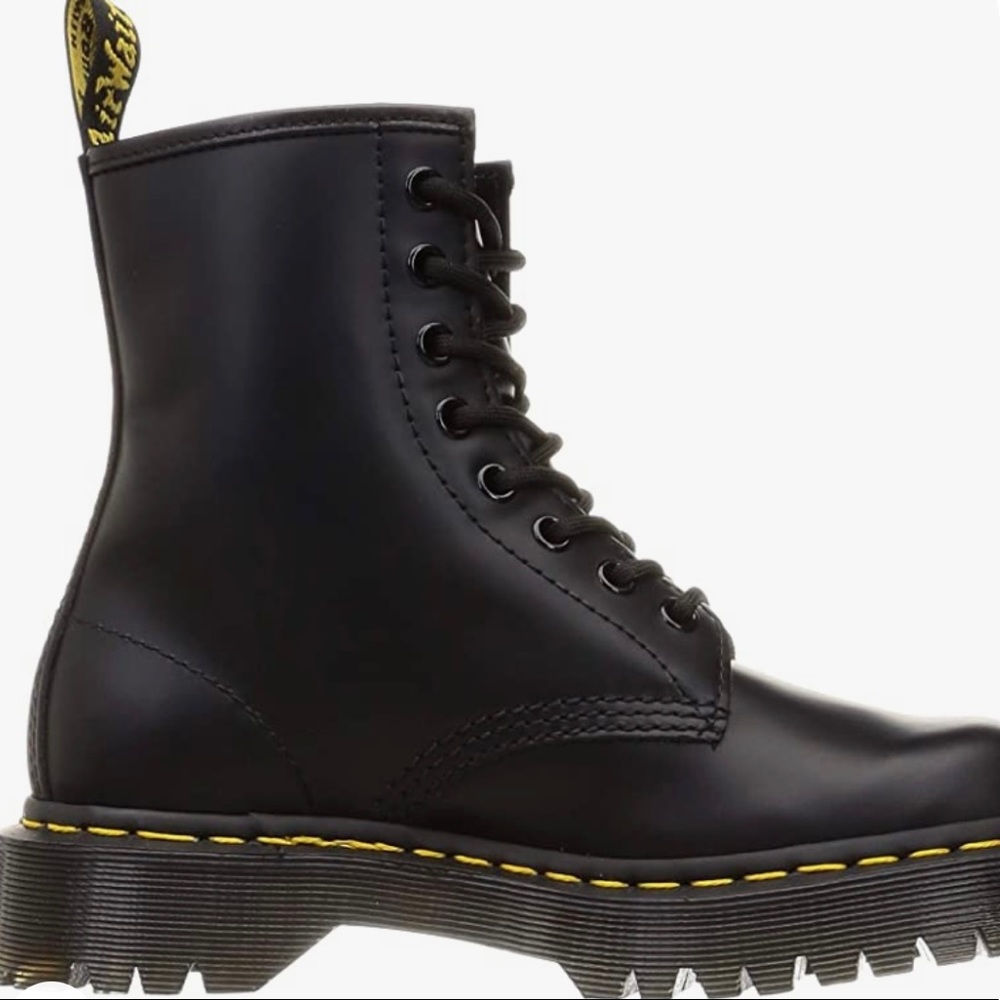 Dr. Martens Unisex 1460 Bex Smooth Leather Platform Boot size 8
